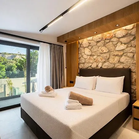 Kallithea Luxury -demeter- *
