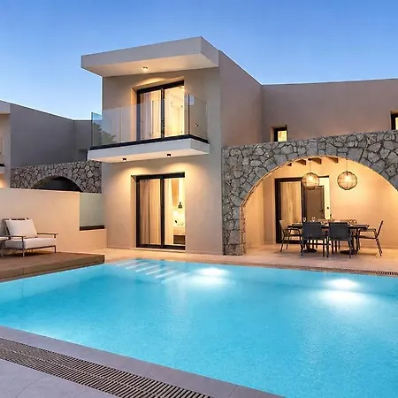 Kallithea Luxury -demeter-