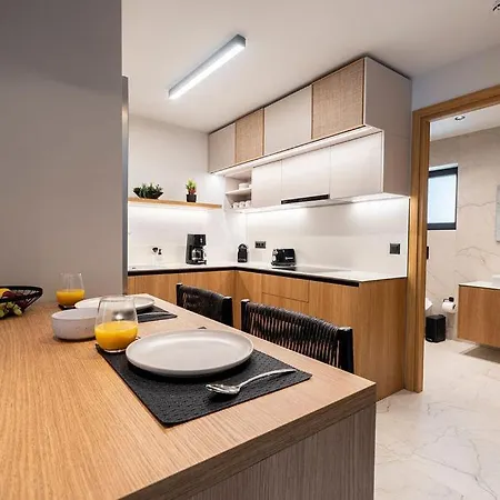 Kallithea Luxury -demeter-