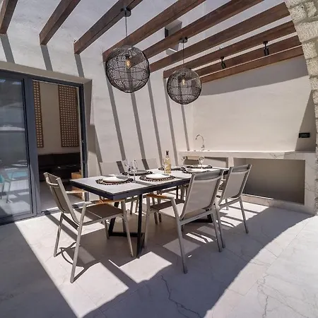 Kallithea Luxury -demeter- Villa