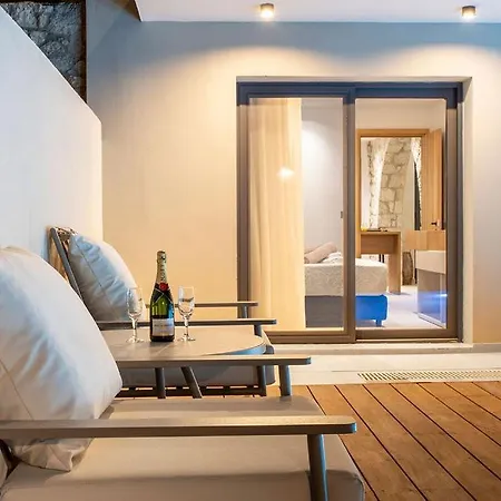 Villa Kallithea Luxury -demeter-