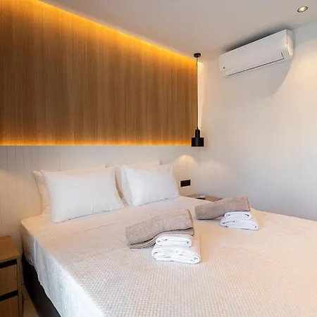 Kallithea Luxury -demeter- *