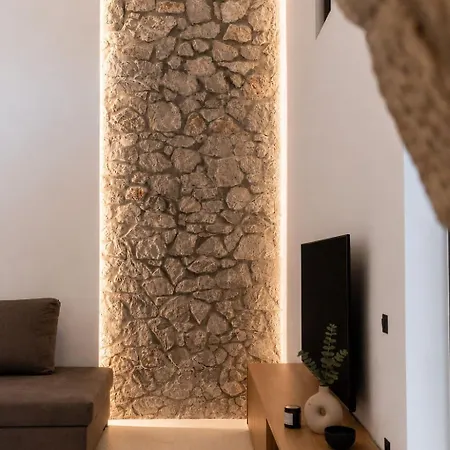 Kallithea Luxury -demeter-