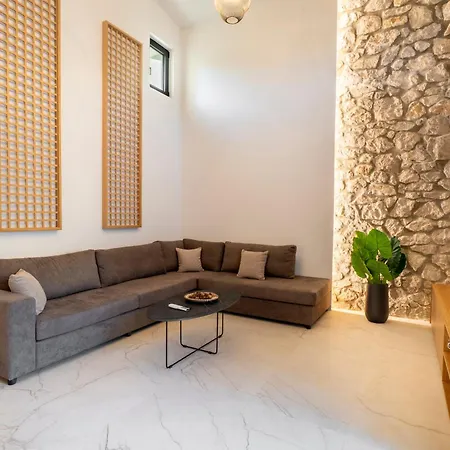 Kallithea Luxury -demeter- *